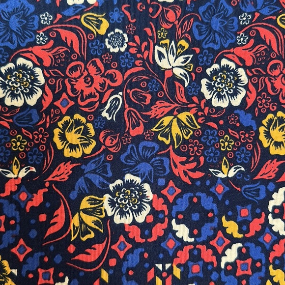 Like NEW Lularoe Julia Sz XL - Picture 2 of 3